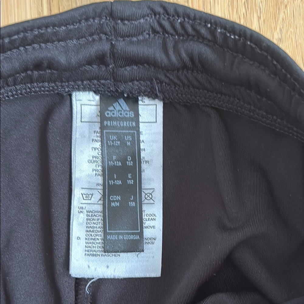 Adidas Boys Black Shorts Size M - Picture 2 of 4